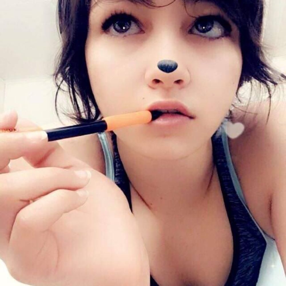 Meet your Posher, Makaela